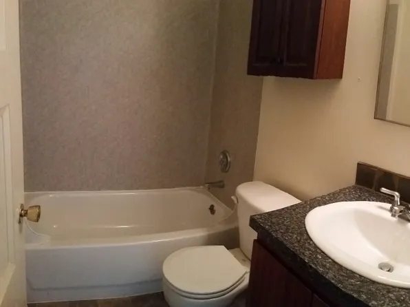 631 E 15th Ave APT 7, Eugene, OR 97401