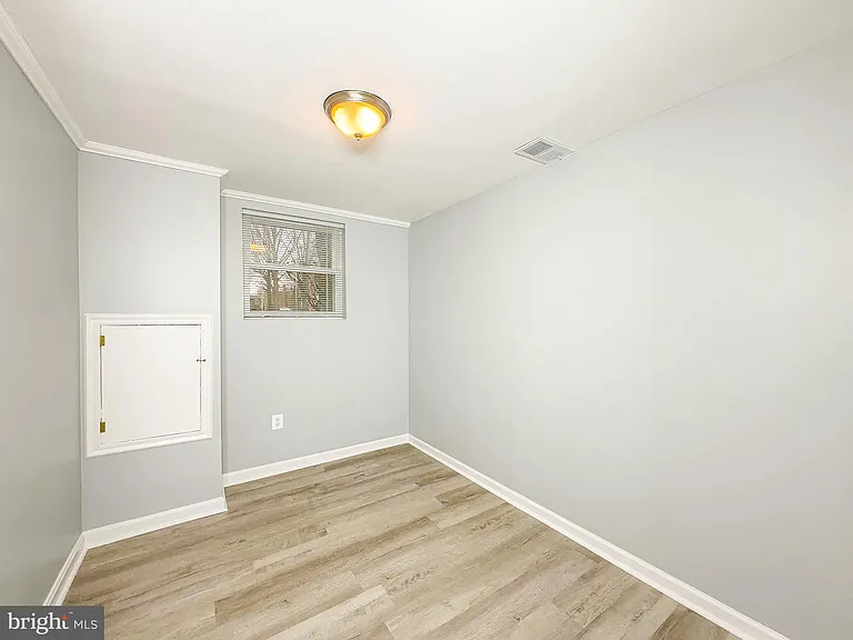 9206 Lorelei Ct — Photo 35