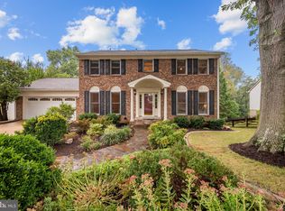 7100 Hundsford Ln, Springfield, VA 22153