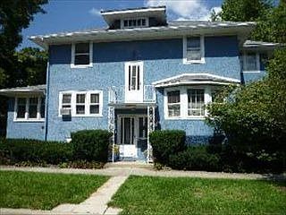 1st image of 746 S Scoville Ave