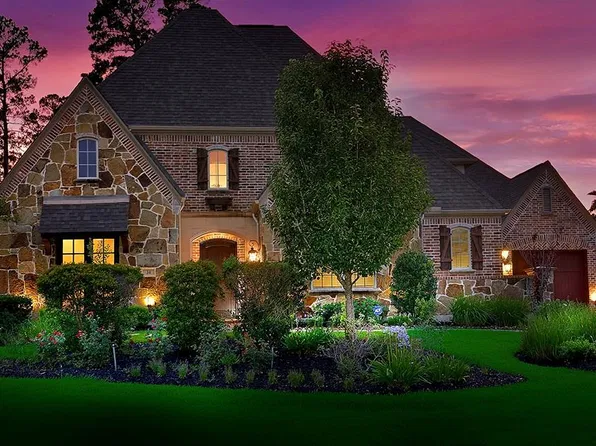 34 N Player Manor Cir, The Woodlands, TX 77382