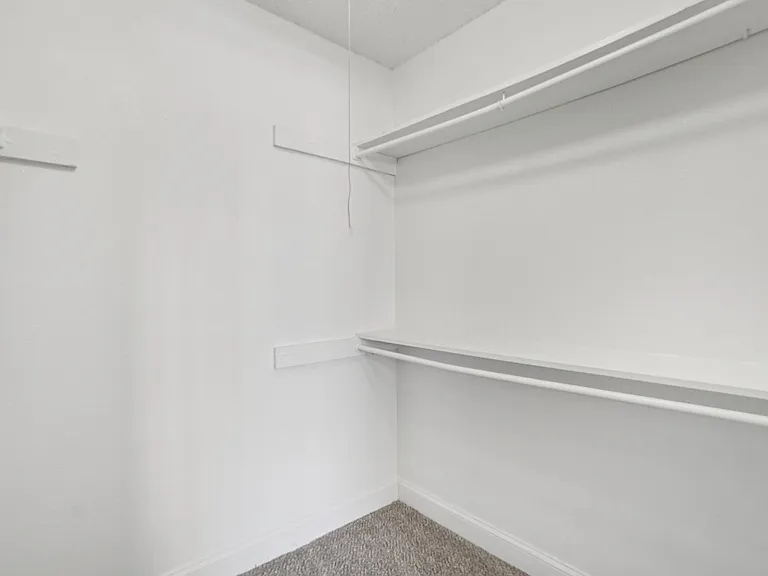 Don't Miss Out Biltmore Homes Leasing Fast — Photo 90