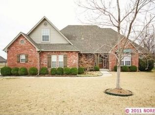 13802 E 92nd Ct N, Owasso, OK 74055