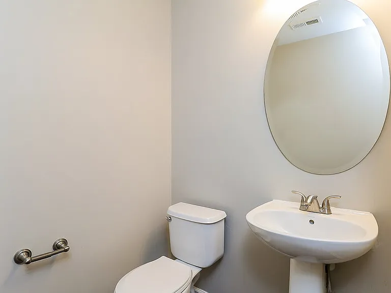 1115 Jade Glen Dr — Photo 16