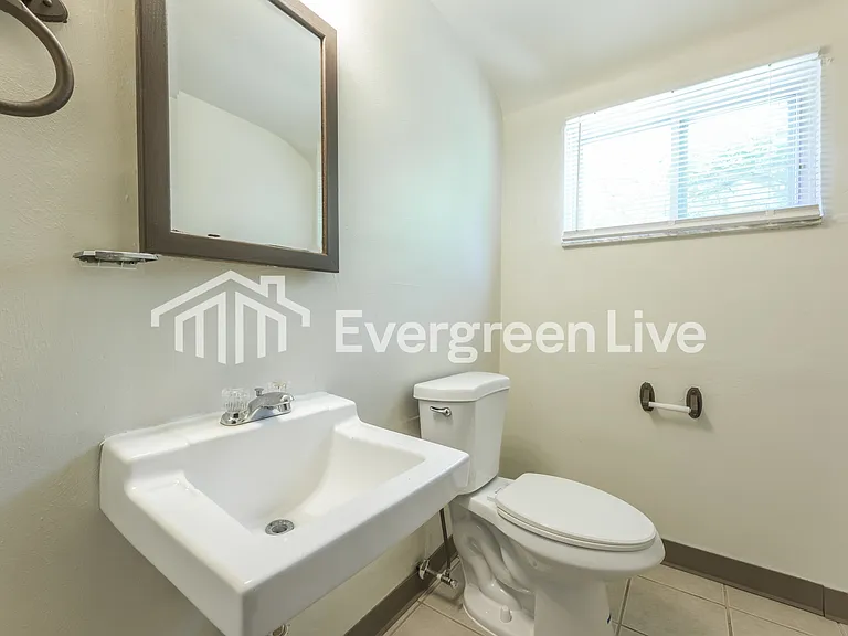 522 Guylyn Dr — Photo 10