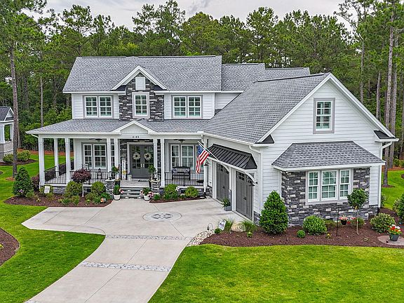 3rd image of 6189 Castlebrook Way SW
