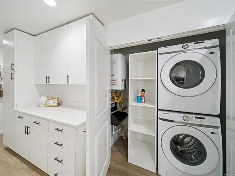 1139 S Birmingham Ave — Photo 13
