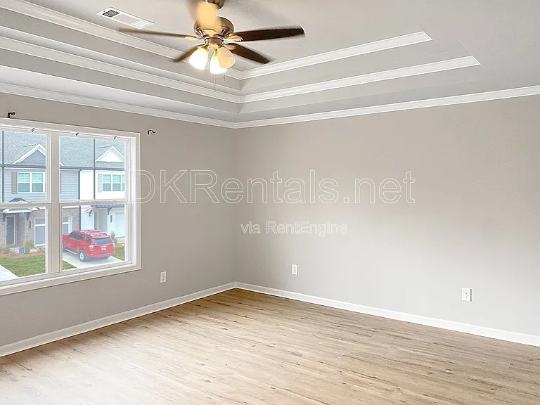 5108 Fox Den Rd — Photo 16