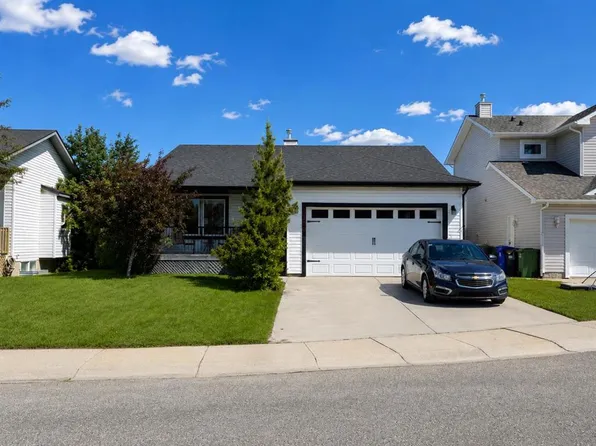 5109 W 42nd St, Olds, AB T4H 1X1