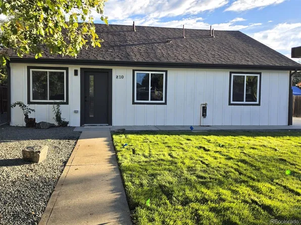 810 Uvalda Street, Aurora, CO 80011