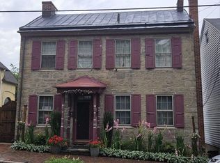 1112 Mahantongo St, Pottsville, PA 17901