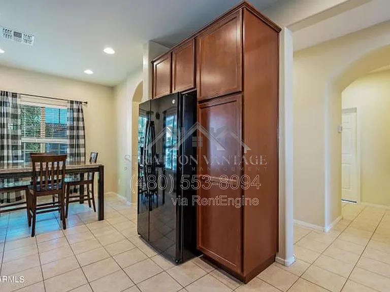 5614 W Montebello Way — Photo 6