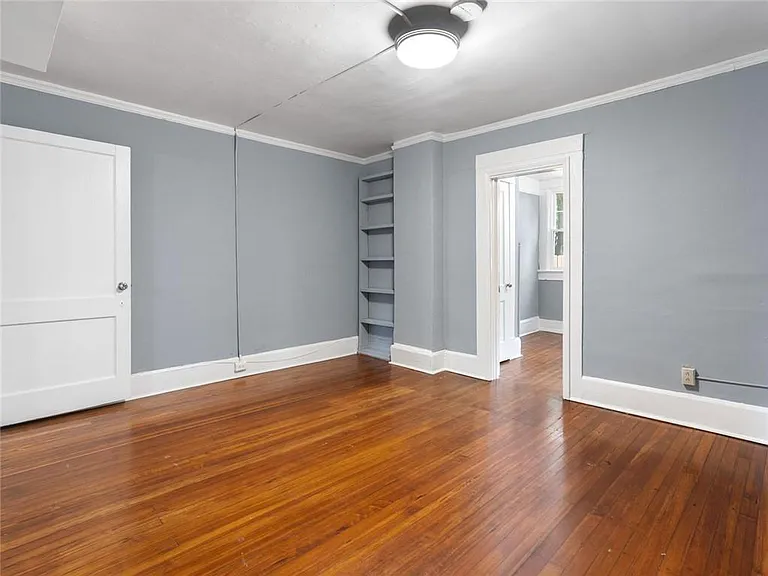 164 4th St NE #9 — Photo 9