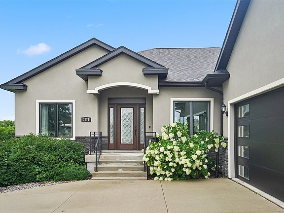 2nd image of 3371 McKinley Ave