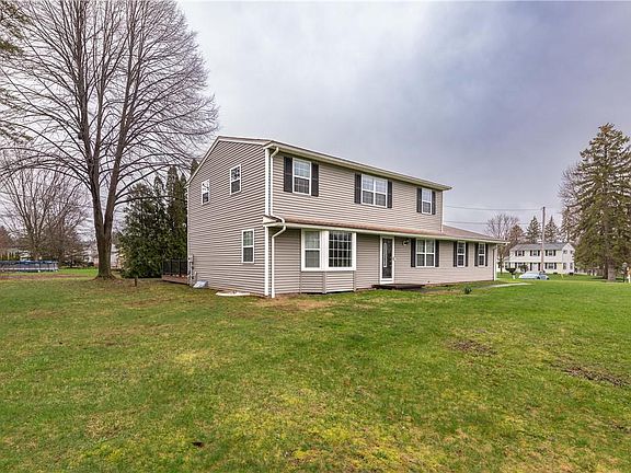 2nd image of 16 Buckwheat Dr