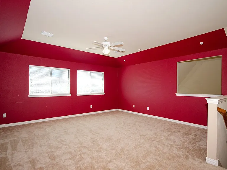 907 Mustang Ridge Dr — Photo 17