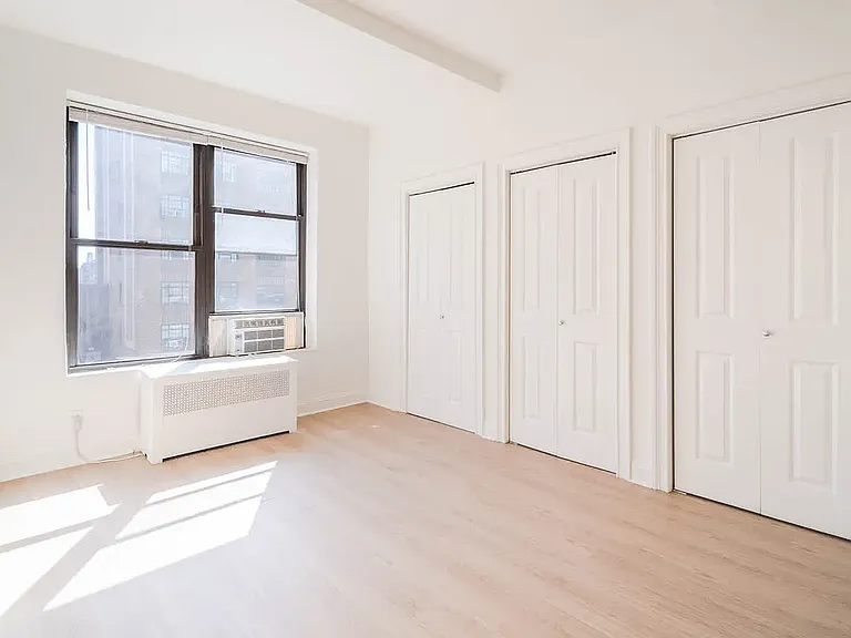 41 W 86th St #1A — Photo 23