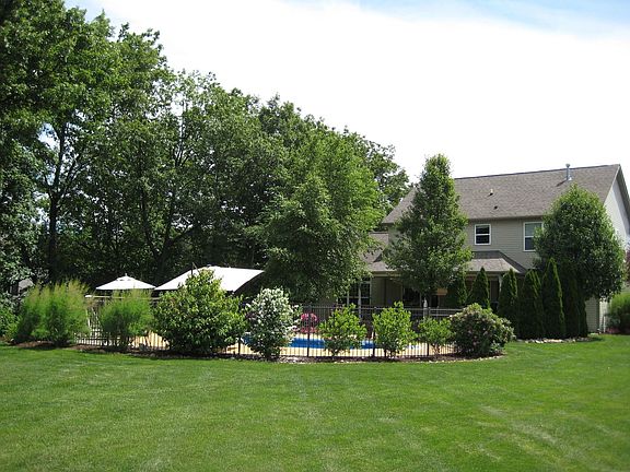 Large privite back yard