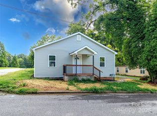 317 S High St, Lincolnton, NC 28092