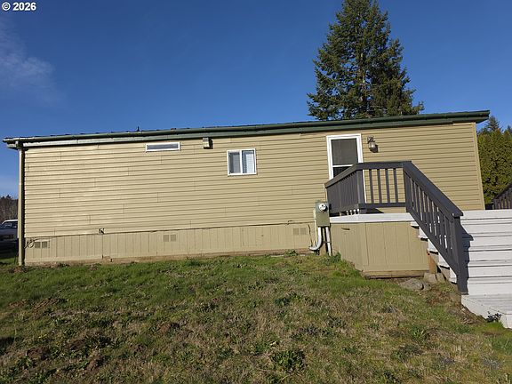 4th image of 906 N River Bend Rd