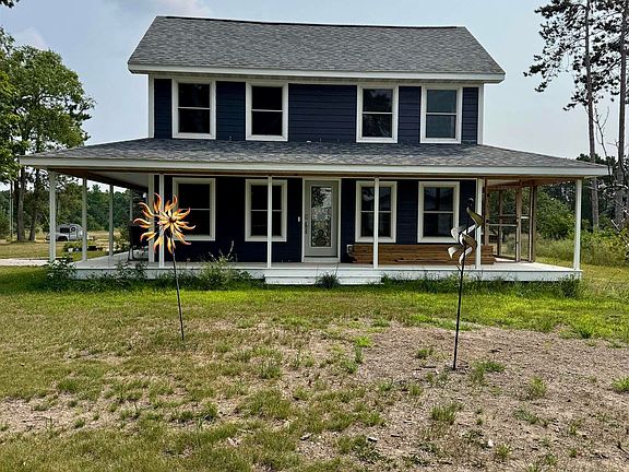 2nd image of 22015 Benton Rd