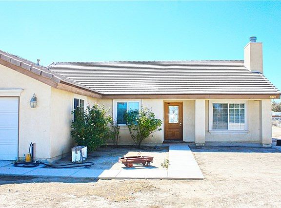 2nd image of 3326 E Avenue H4