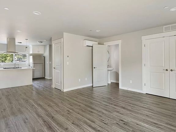 2nd image of 14509 Union Ave SW #14509