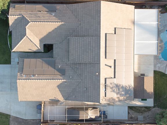 2nd image of 2721 N Duke Ct