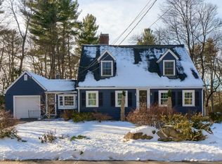 20 Sunset Rd, Bedford, MA 01730