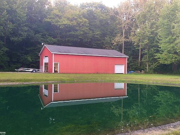 2nd image of 4579 Hessen Rd