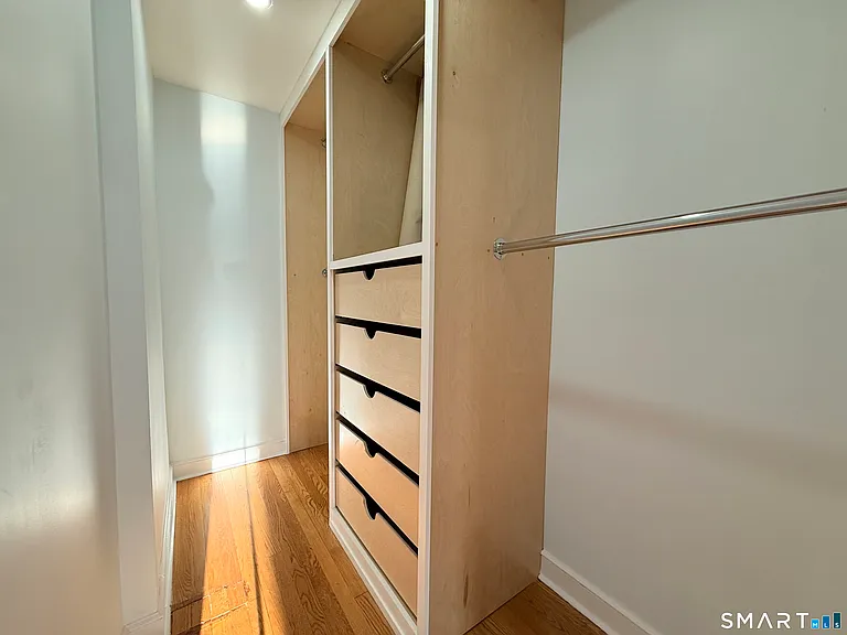 228 Jennings Rd — Photo 5