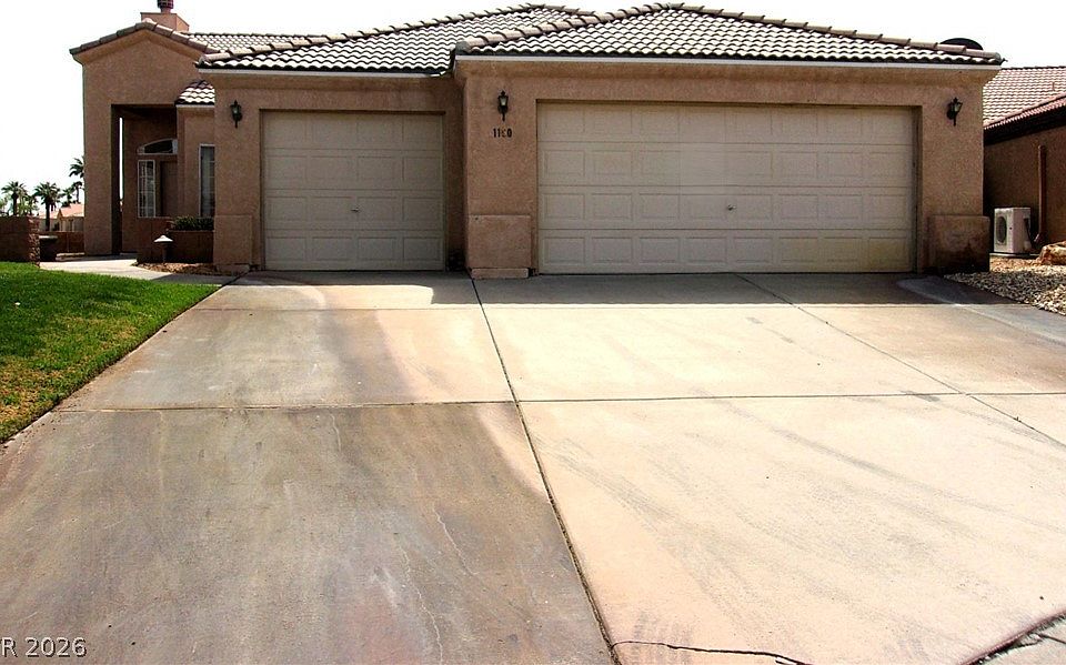 1st image of 1160 Golf Club Dr