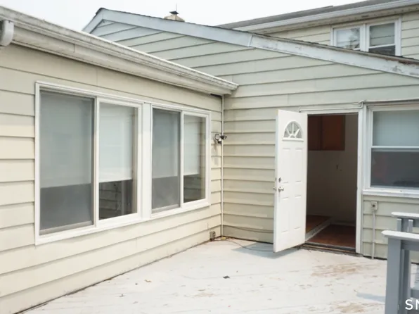 72 Noble St, Stamford, CT 06902