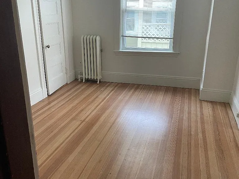 7 Jasper St #6 — Photo 4
