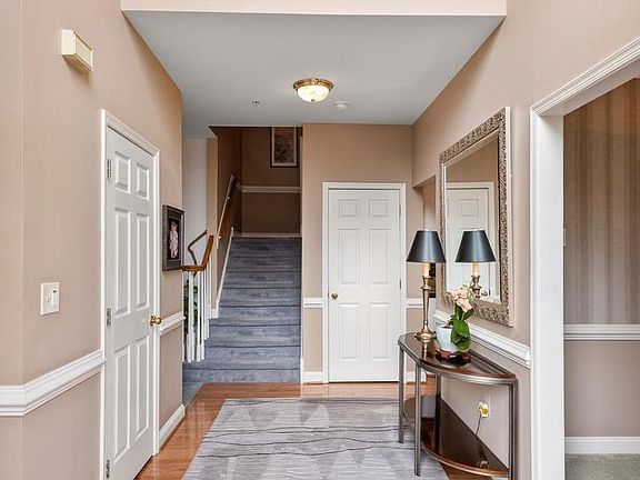 4th image of 1111 Brians Way