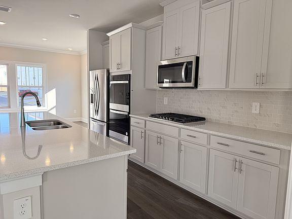 4th image of 2606 Devon Vale Pl