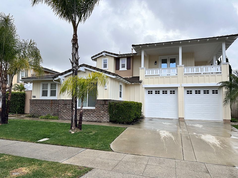 1st image of 998 White Alder Ave