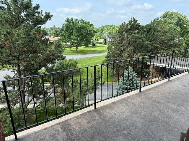 16 E Old Willow Rd #405S — Photo 13