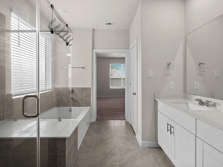 509 Brent Park Ct — Photo 13