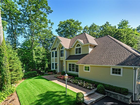 3rd image of 33 Walters Avenue