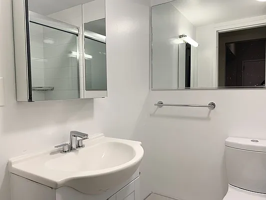 Rented by Stonehenge NYC LLC | media 7