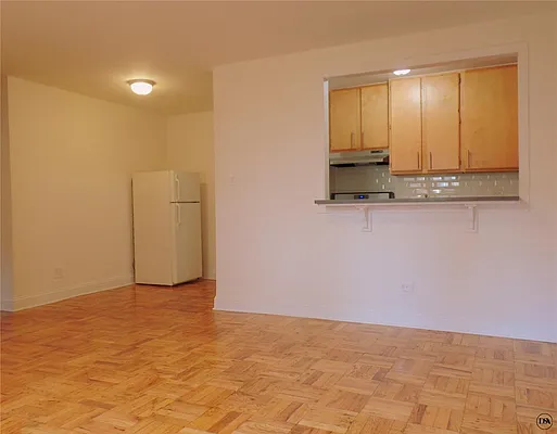 Rented by DSA Realty | media 8