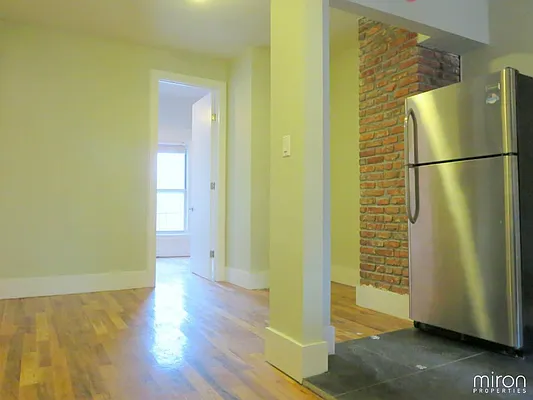 Rented by Miron Properties | media 9