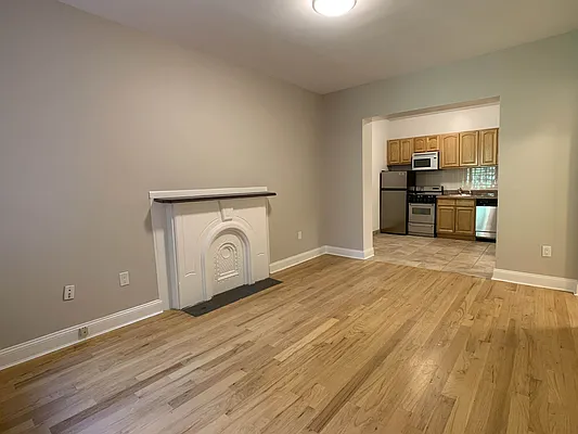 Rented by Tourma Realty LLC | media 27