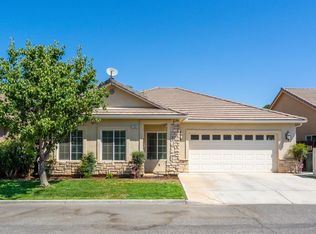 1583 Poe Ln, Clovis, CA 93611