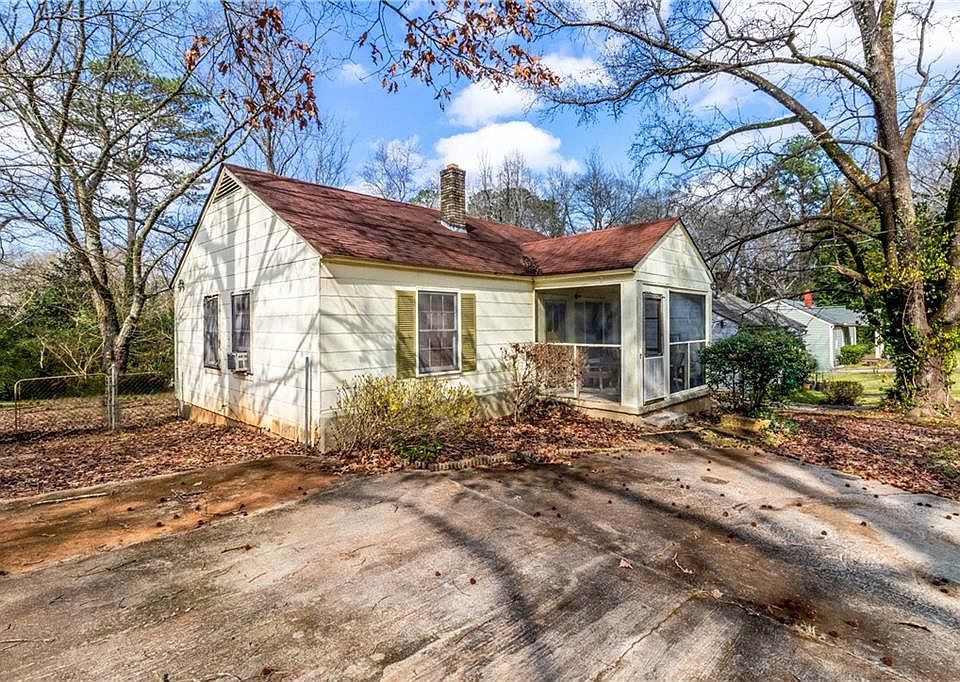 1st image of 673 Parker Ave