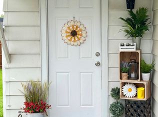 513 1/2 Riley St, Old Forge, PA 18518