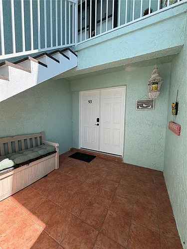 1 Windrush Blvd Photo 1