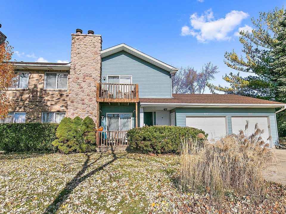 1st image of 227 Barb Blvd #227