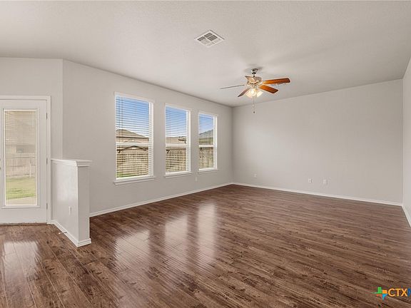 5th image of 1233 Emerald Gate Dr